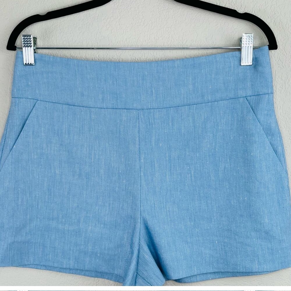 NWT Alice + Olivia blue linen shorts - Picture 4 of 4